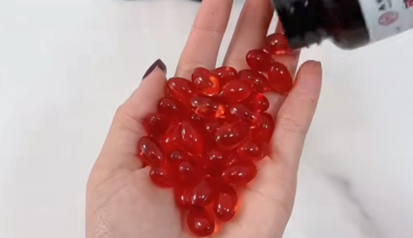 深海<黃金營養液>變“三無"，知名品牌南極磷蝦油被查